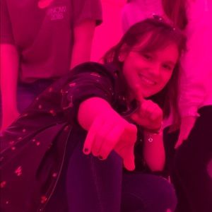 Meet your Posher, Evalyn